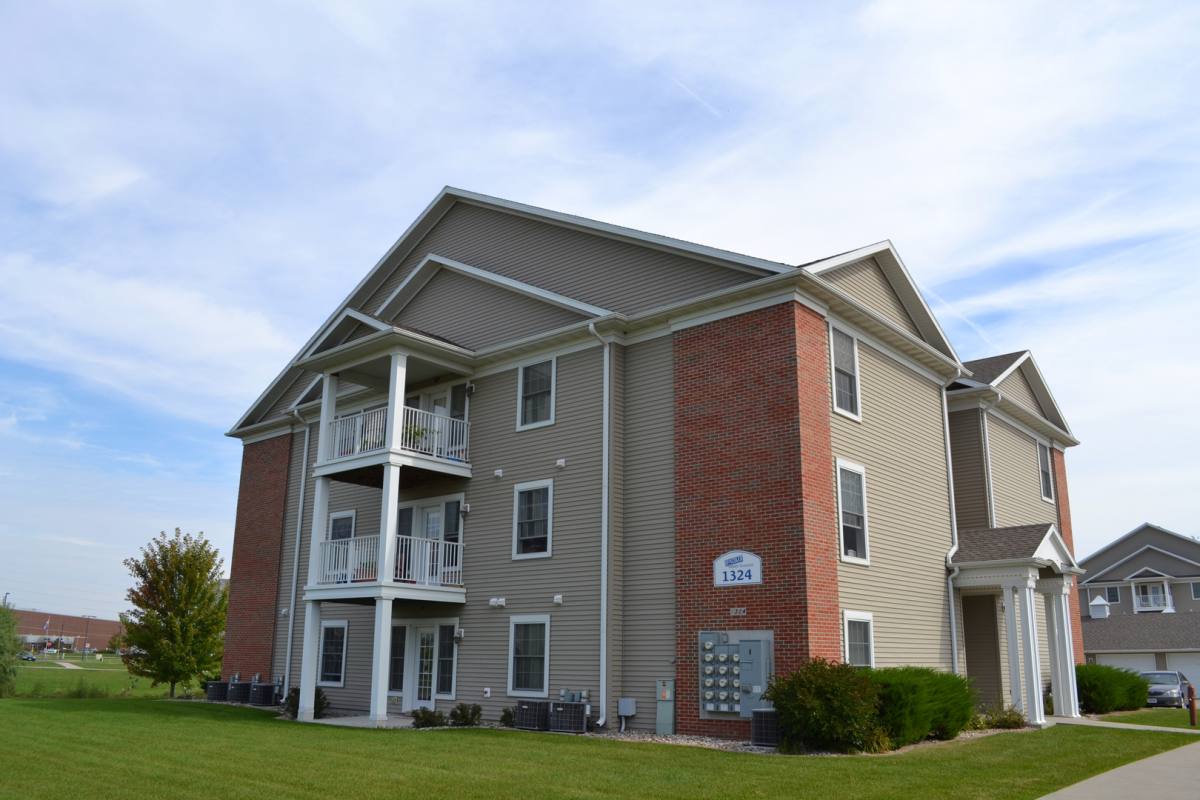Apartment for rent at 1324 Mayfield, Ames, IA 50014