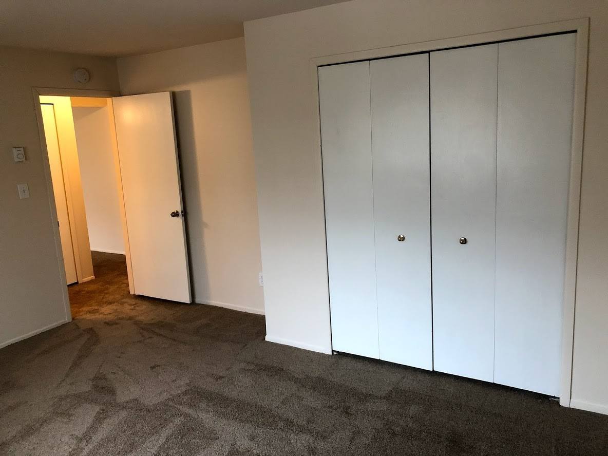 Apartment for rent at 14071 Stephen Rd, Warren, MI 48089