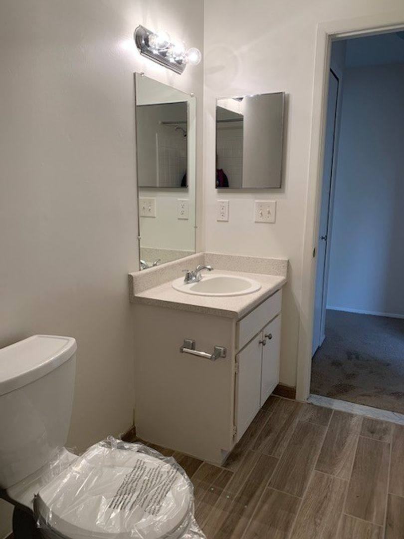 Apartment for rent at 14071 Stephen Rd, Warren, MI 48089