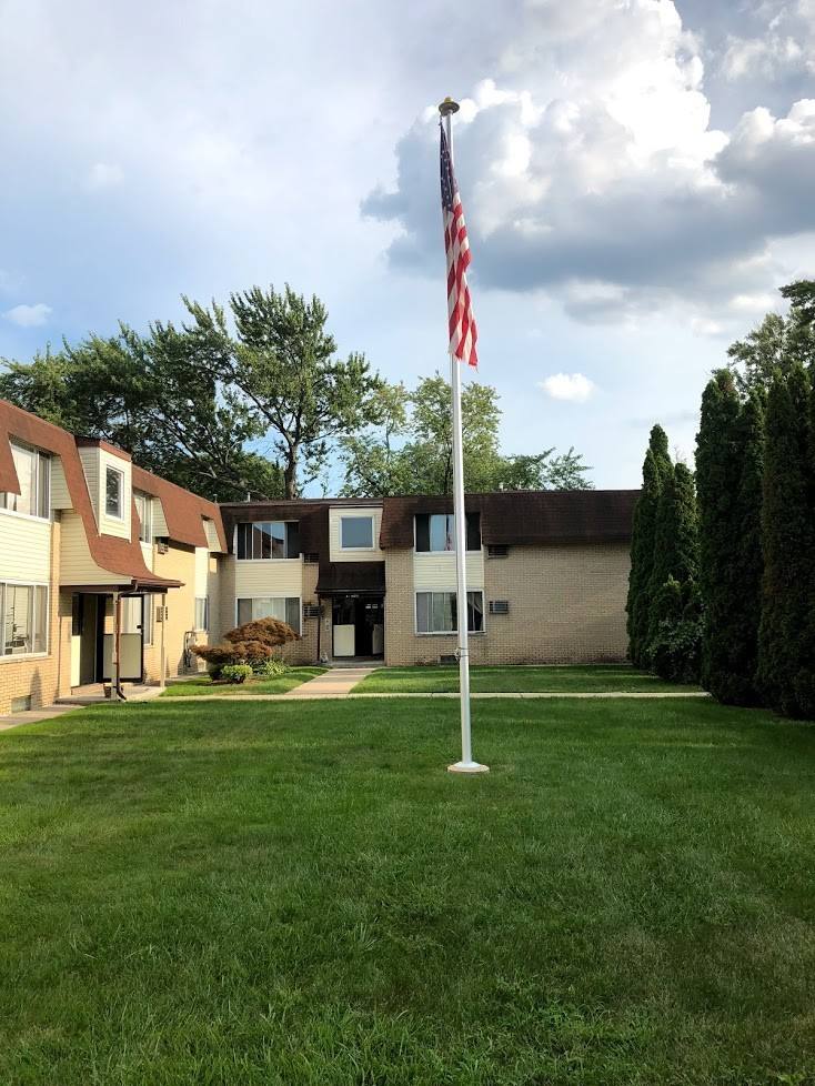 Apartment for rent at 14071 Stephen Rd, Warren, MI 48089