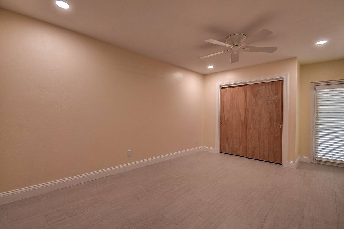 House for rent at 1247 Monticello Blvd, Saint Petersburg, FL 33703