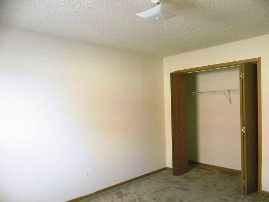 Apartment for rent at 209 N Belcrest Ave, Springfield, MO 65802