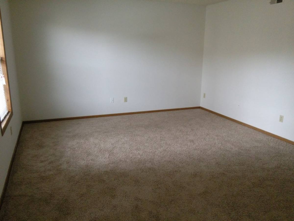 Apartment for rent at 209 N Belcrest Ave, Springfield, MO 65802