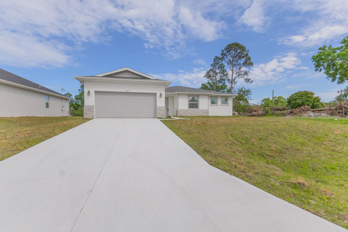 Apartment for rent at 1517 Wacker Ave SE, Palm Bay, FL 32909