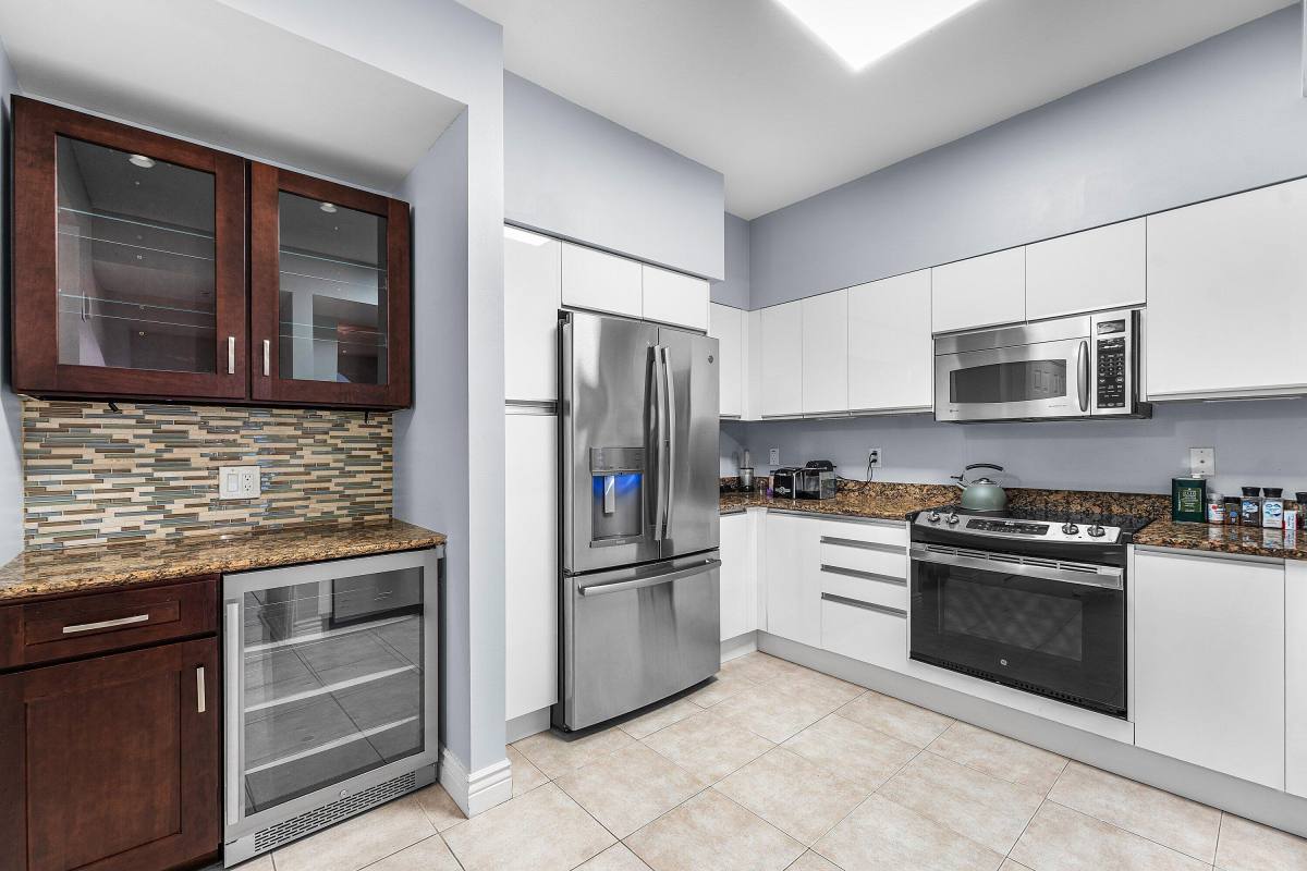 Apartment for rent at 233 S Federal Highway 233-308, Boca Raton, FL 33432