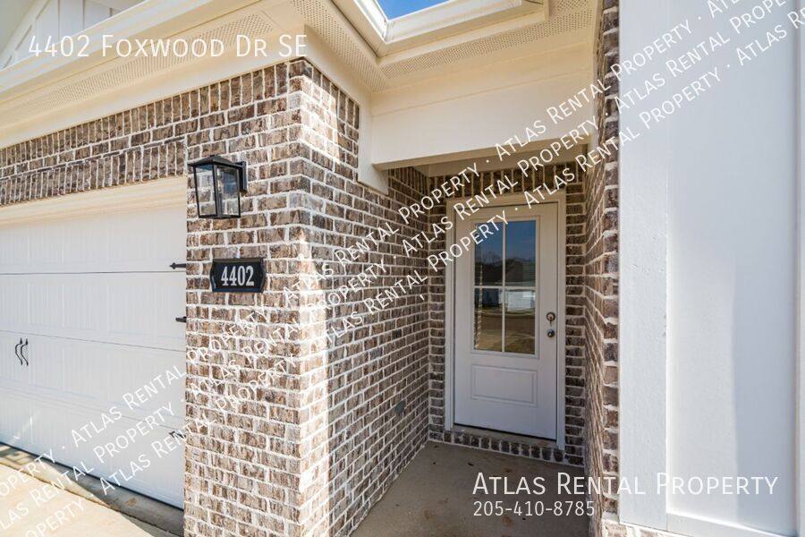 House for rent at 4402 Foxwood Dr SE, Decatur, AL 35603
