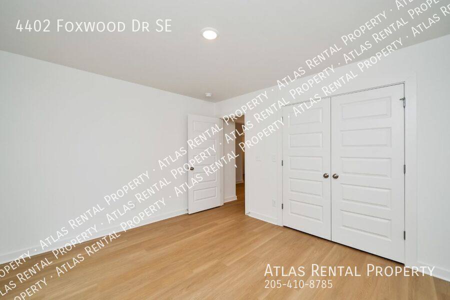 House for rent at 4402 Foxwood Dr SE, Decatur, AL 35603