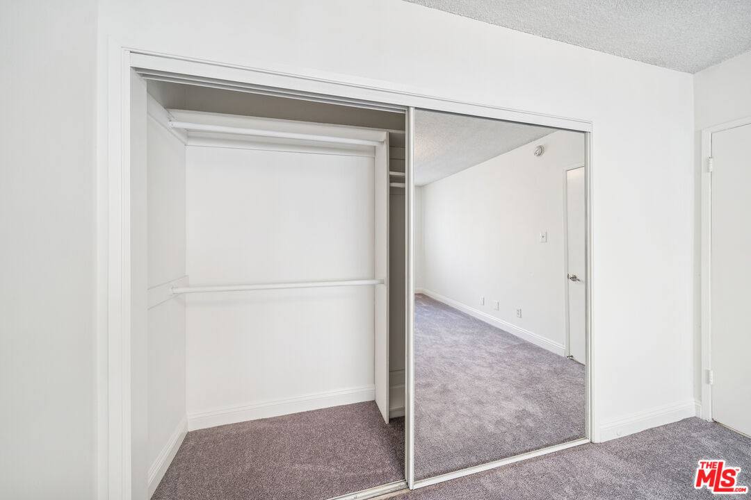 Apartment for rent at 1050 S Wooster St #3, Los Angeles, CA 90035