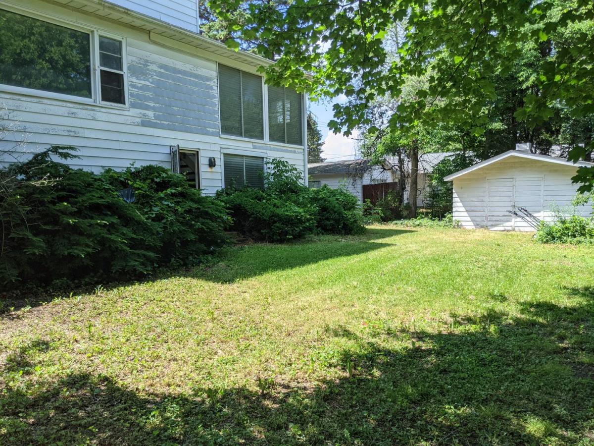 House for rent at 436 Russell Rd, Dekalb, IL 60115