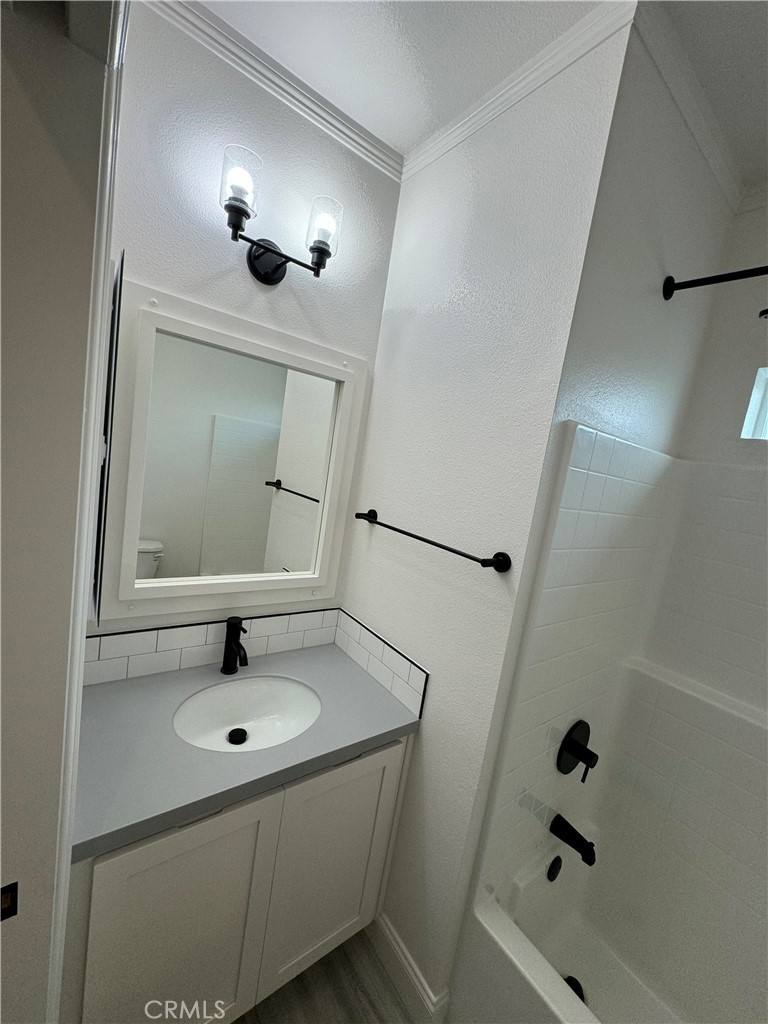 Apartment for rent at 2627 E La Palma Ave #18, Anaheim, CA 92806