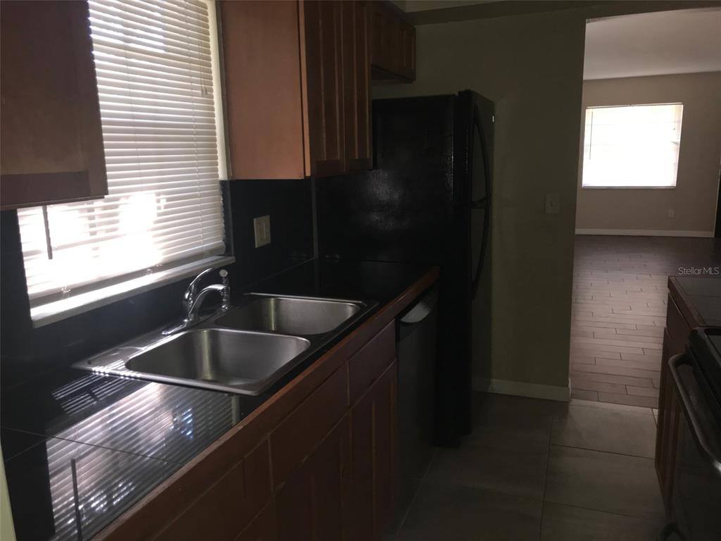 Condo for rent at 517 S Hyer Ave #517-2, Orlando, FL 32801