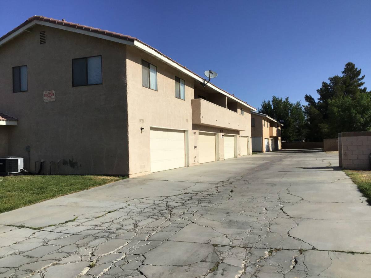Apartment for rent at 43942 18th St E #3, Lancaster, CA 93535