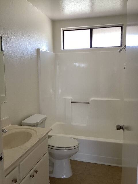 Apartment for rent at 43942 18th St E #3, Lancaster, CA 93535