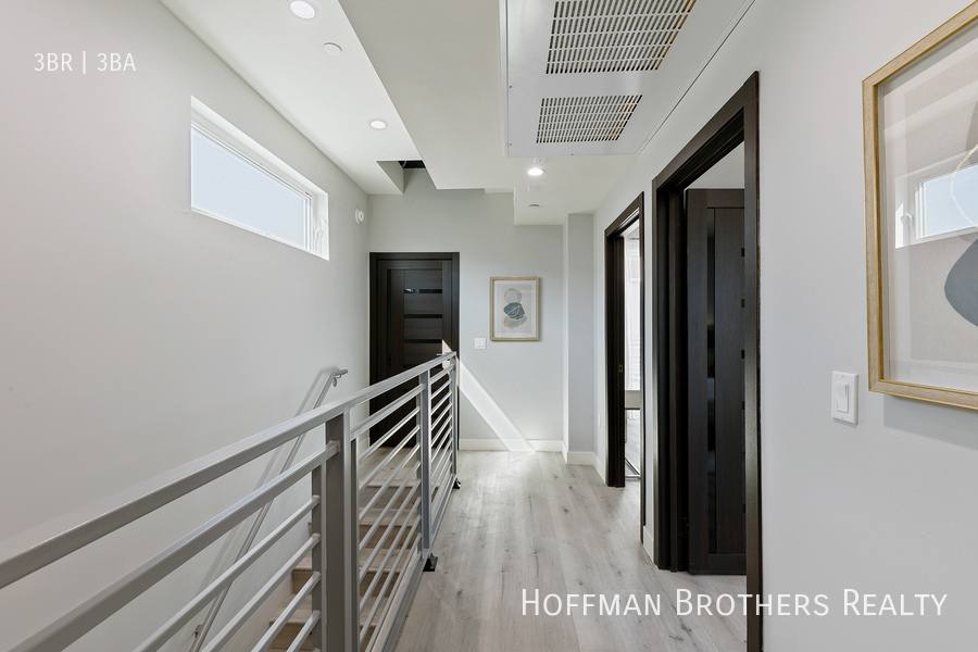 Apartment for rent at 15106 Roxford St #4, Sylmar, CA 91342