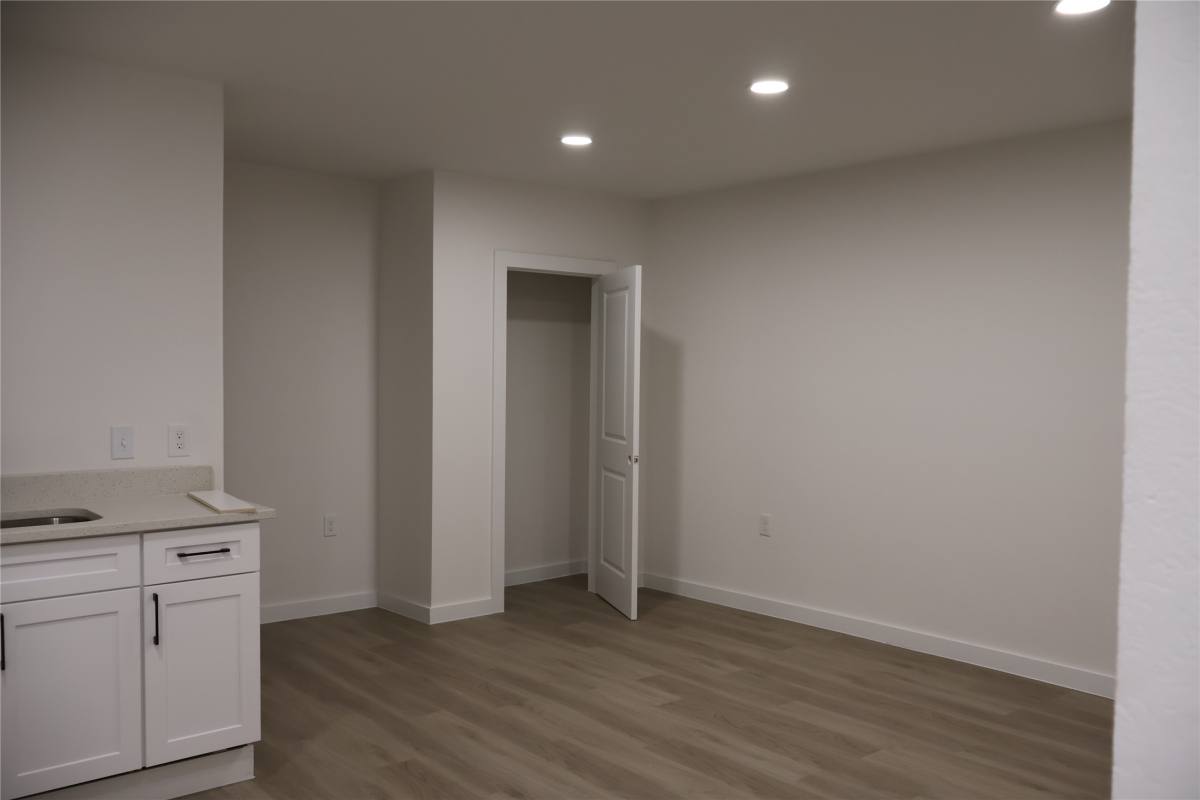 Apartment for rent at 5502 Circlegate Dr, Spring, TX 77373