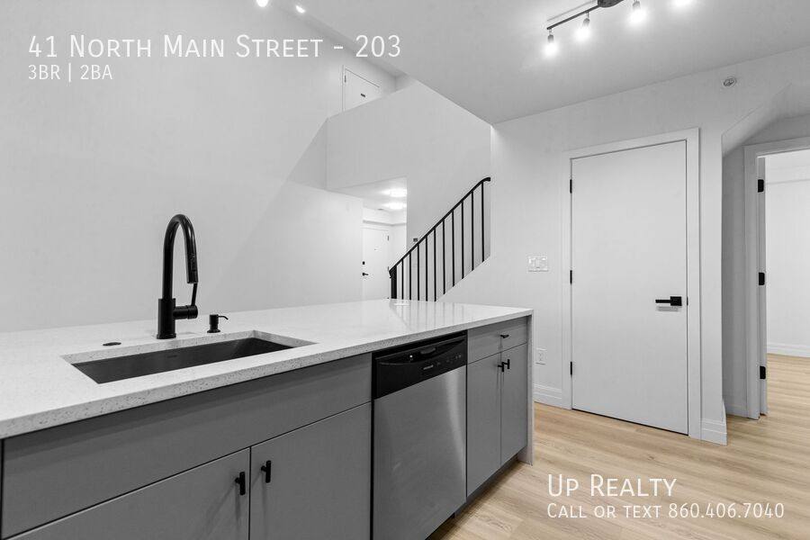House for rent at 41 N Main St #203, Norwalk, CT 06854