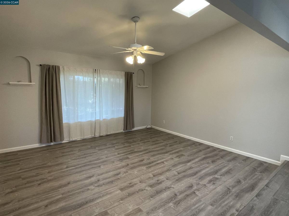 Apartment for rent at 4780 Mintwood Dr, Concord, CA 94521