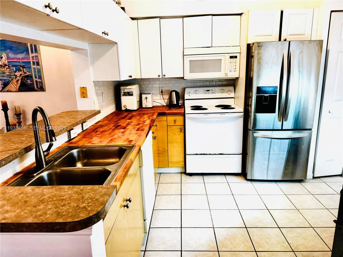 Condo for rent at 17150 N Bay Rd #2412, North Miami Beach, FL 33160