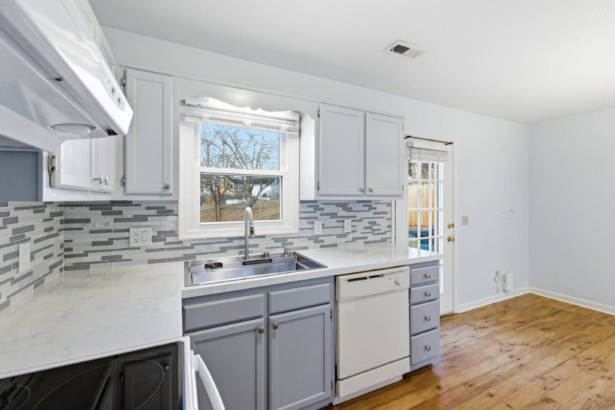 Townhouse for rent at 830 Vine St, Harrisonburg, VA 22802