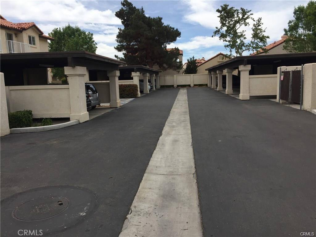 Condo for rent at 19247 Palo Verde Dr, Apple Valley, CA 92308