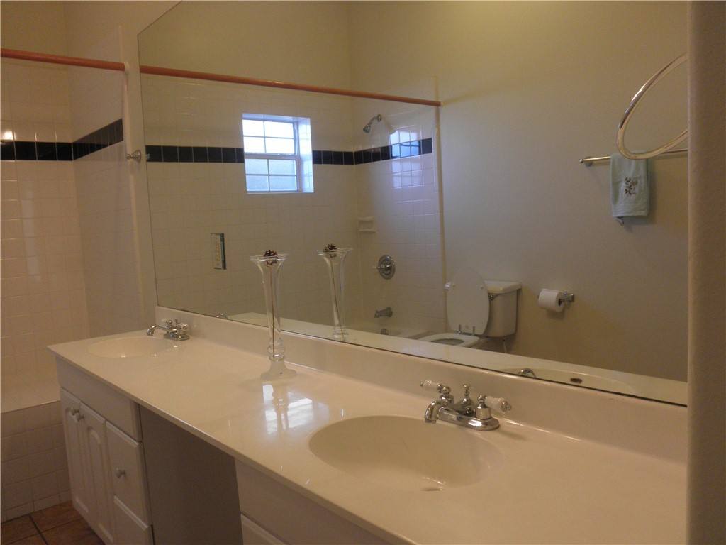 Apartment for rent at 109 W 38th St #109A, Austin, TX 78705