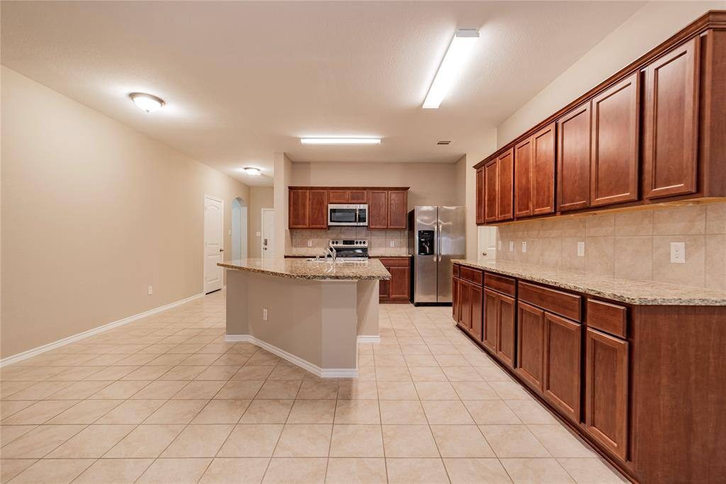 Apartment for rent at 1120 Decker Dr, Royse City, TX 75189