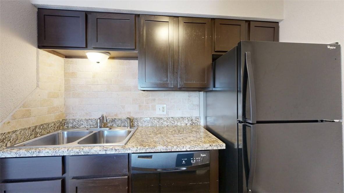 Condo for rent at 904 University Oaks Blvd #26, College Station, TX 77840