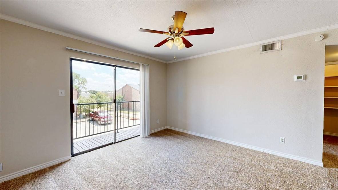 Condo for rent at 904 University Oaks Blvd #26, College Station, TX 77840