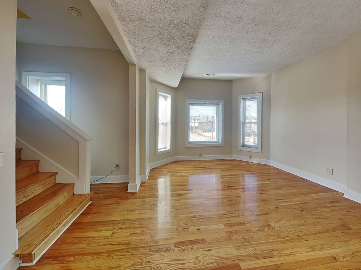 Apartment for rent at 1394 Indianola Ave, Columbus, OH 43201