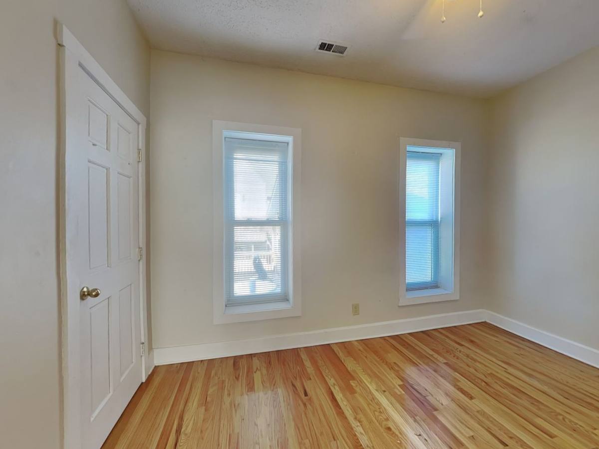 Apartment for rent at 1394 Indianola Ave, Columbus, OH 43201