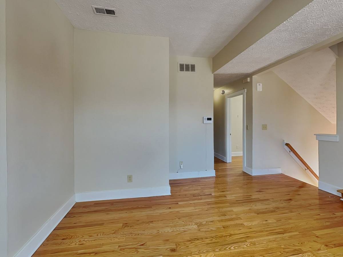 Apartment for rent at 1394 Indianola Ave, Columbus, OH 43201