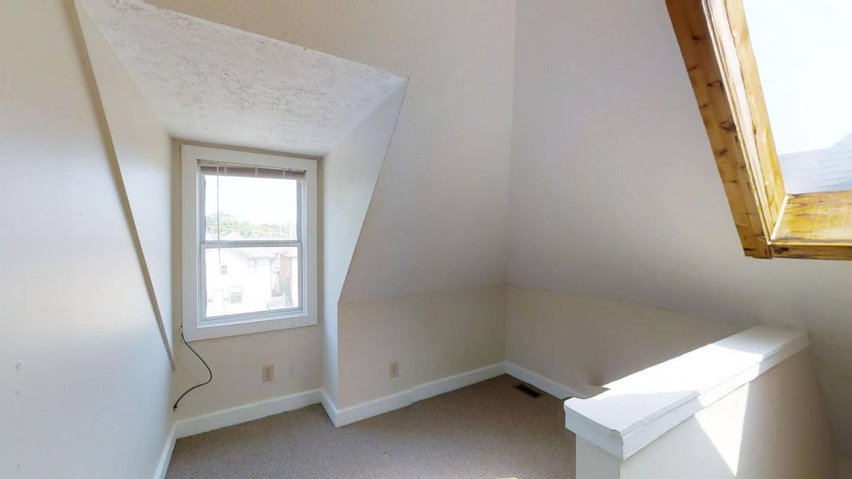 Apartment for rent at 1379 Indianola Ave, Columbus, OH 43201