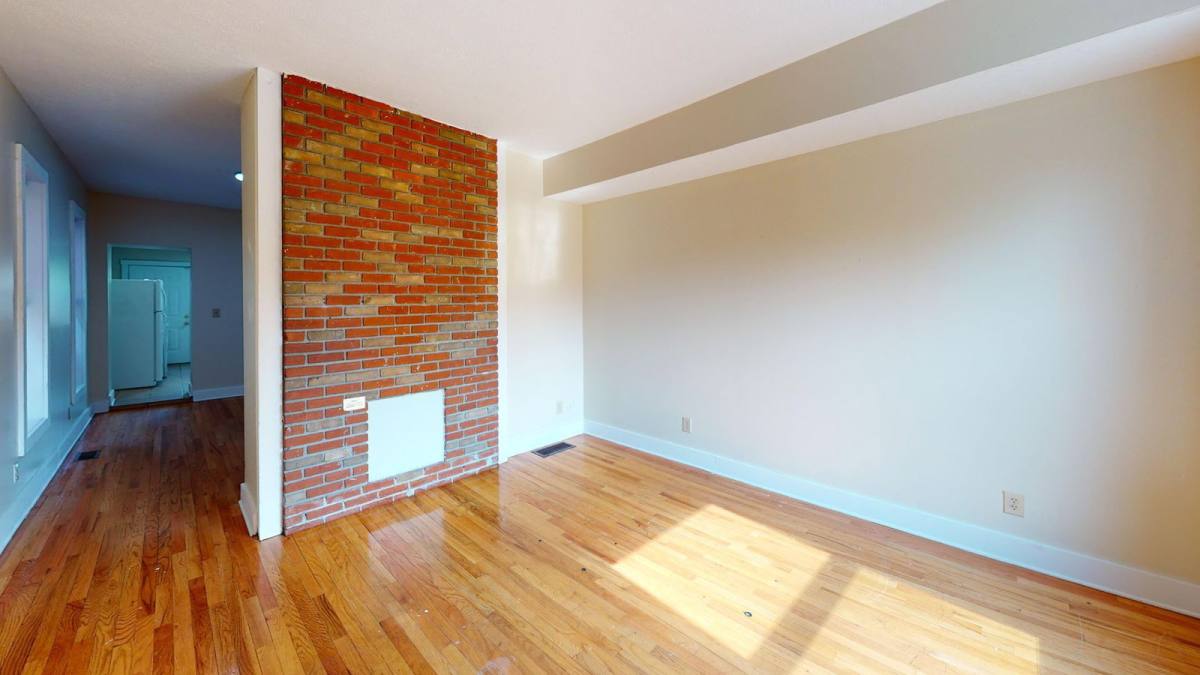 Apartment for rent at 1373 Indianola Ave, Columbus, OH 43201