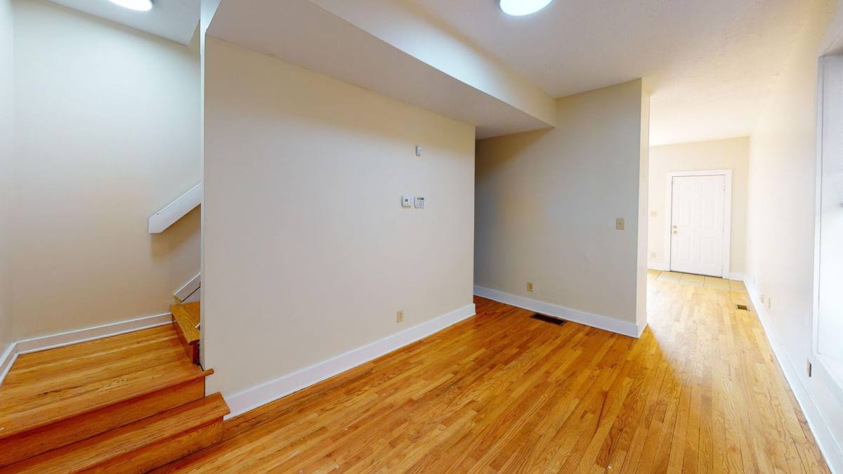 Apartment for rent at 1373 Indianola Ave, Columbus, OH 43201