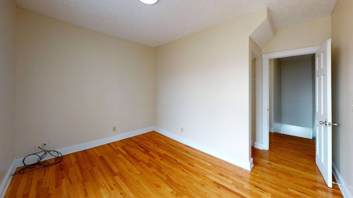 Apartment for rent at 1373 Indianola Ave, Columbus, OH 43201