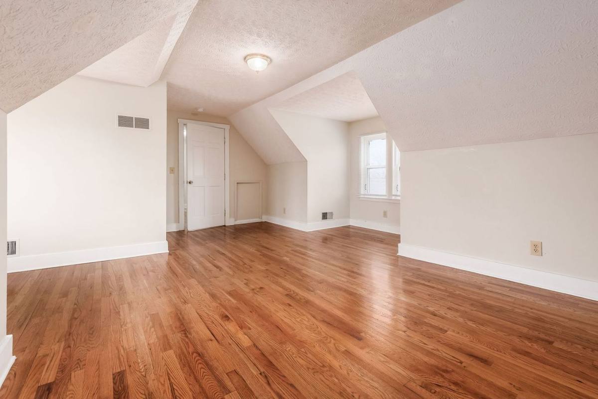 Apartment for rent at 1371 Summit St, Columbus, OH 43201