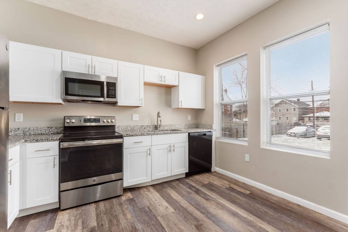 Apartment for rent at 1363 Summit St, Columbus, OH 43201