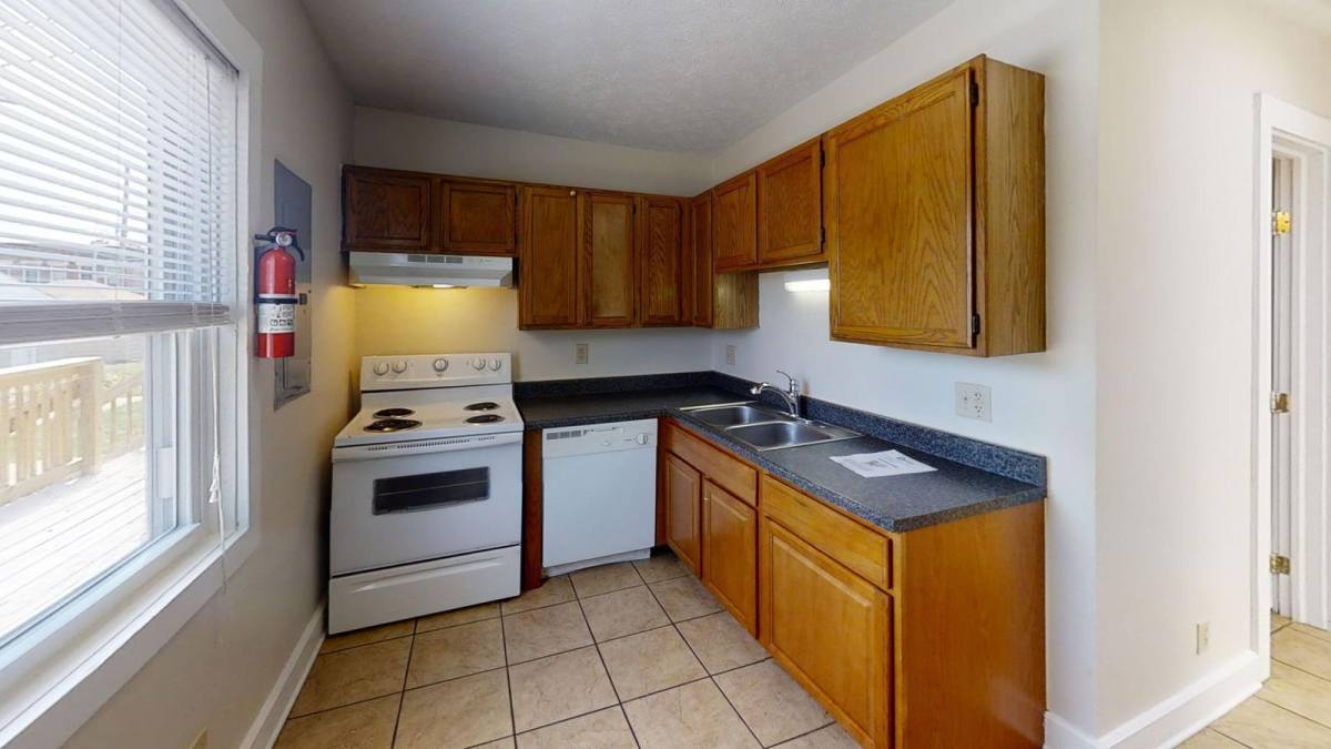 Apartment for rent at 1372 Indianola Ave, Columbus, OH 43201