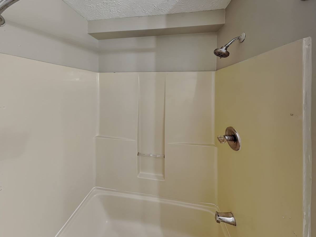 Apartment for rent at 77 1 2 E 7th Ave, Columbus, OH 43201