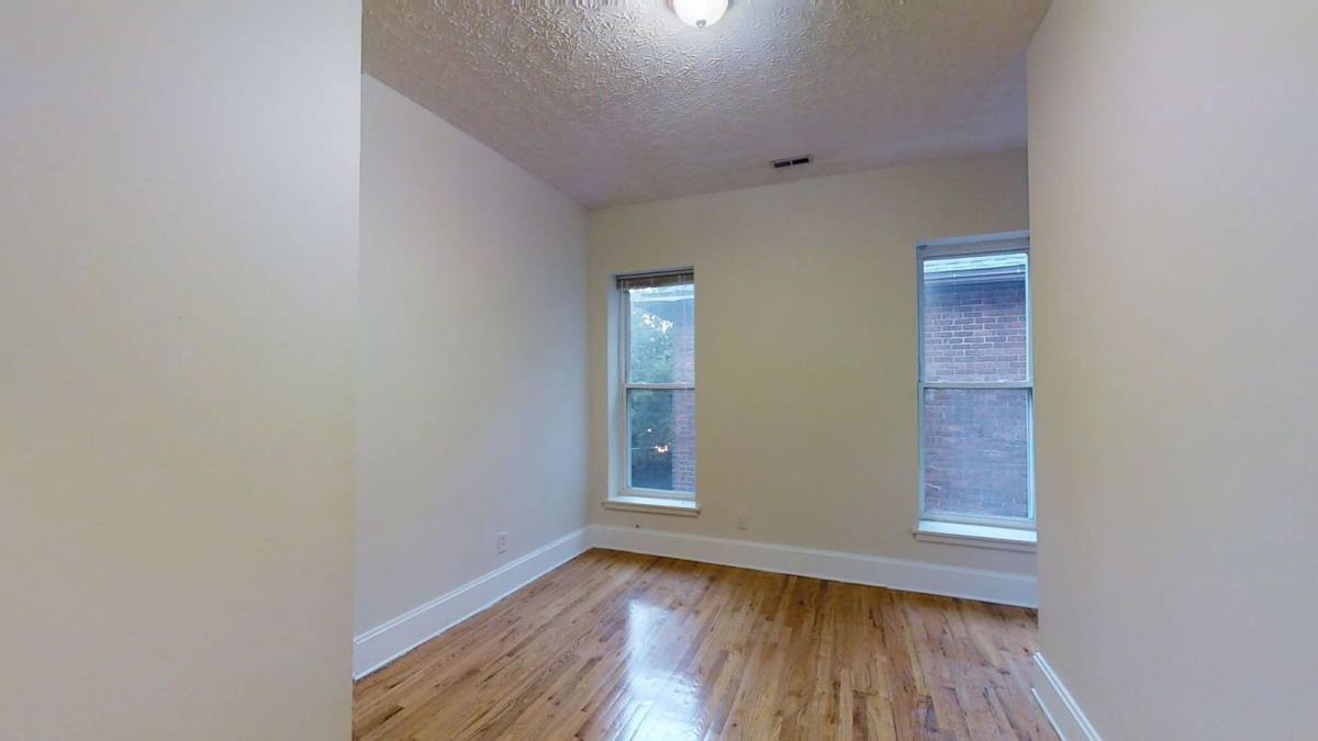Apartment for rent at 45 1 2 Euclid Ave #F, Columbus, OH 43201