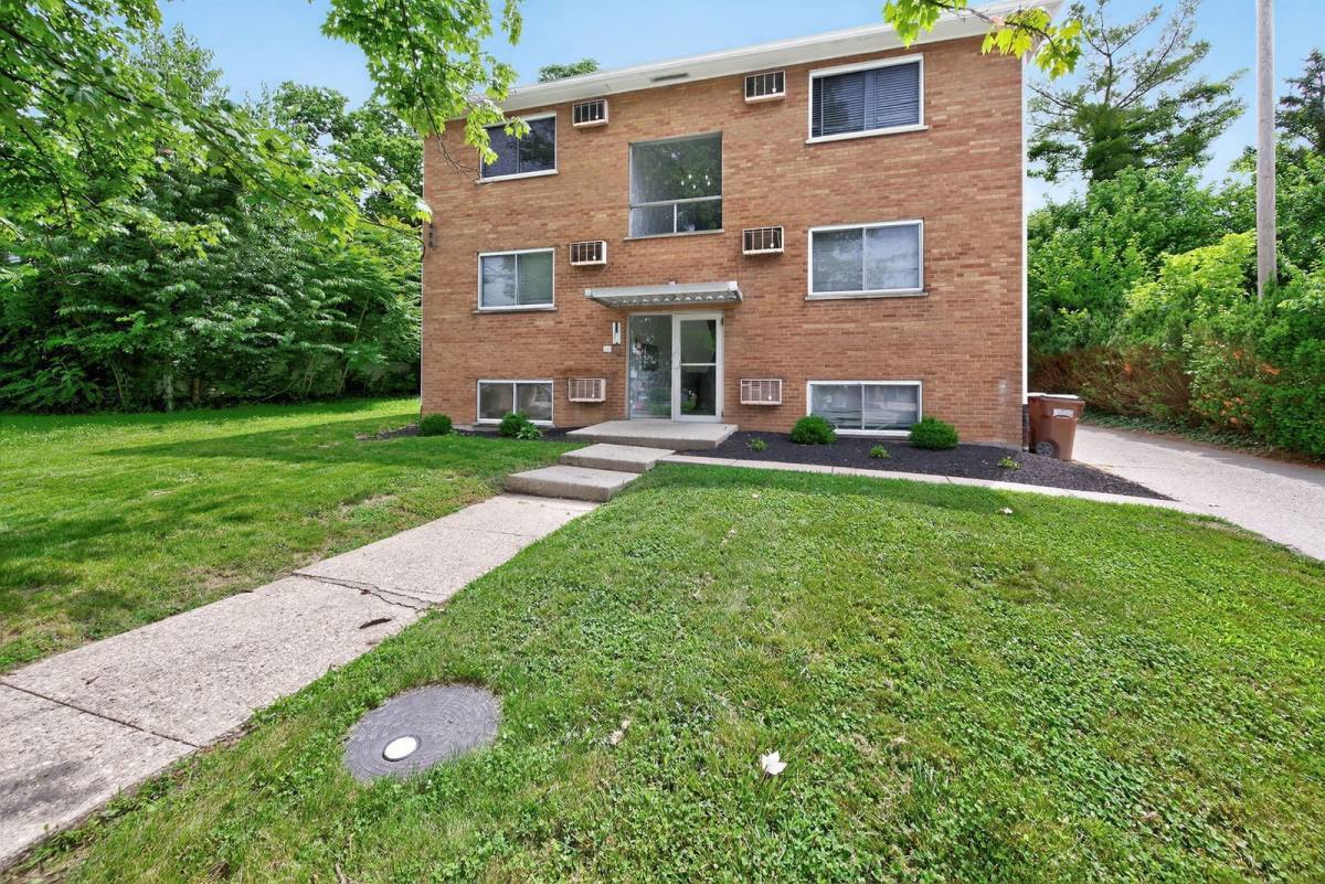 Apartment for rent at 6140 Ridge Ave #7, Cincinnati, OH 45213