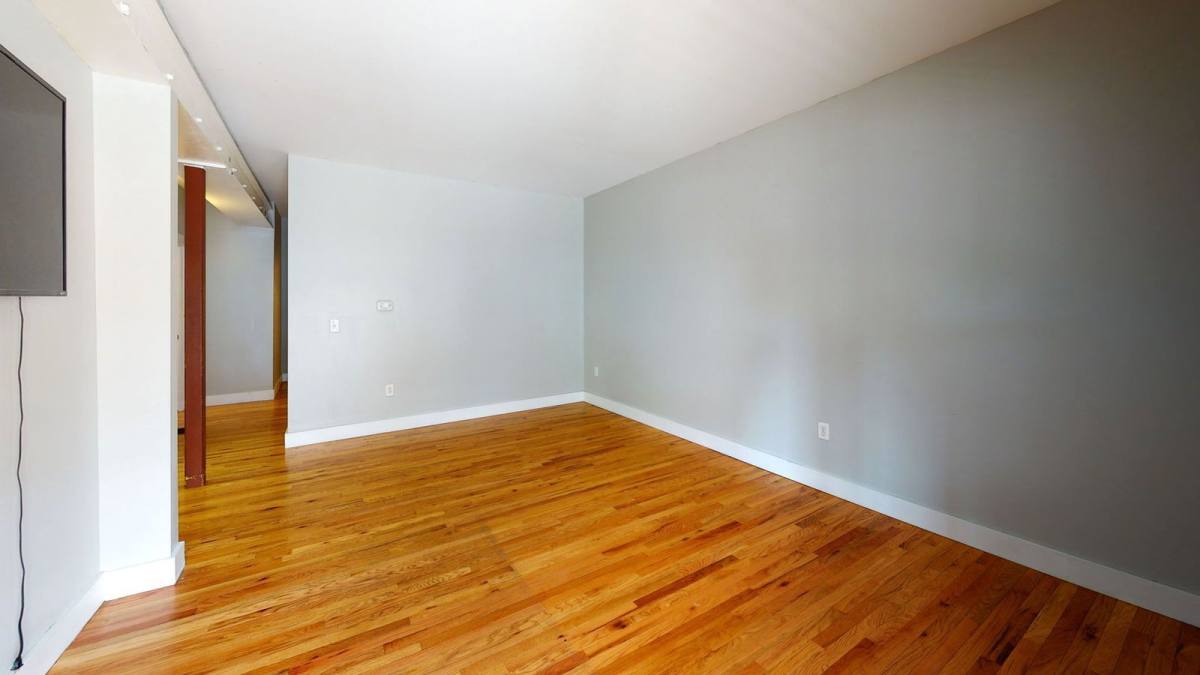 Apartment for rent at 22 Chittenden Ave, Columbus, OH 43201