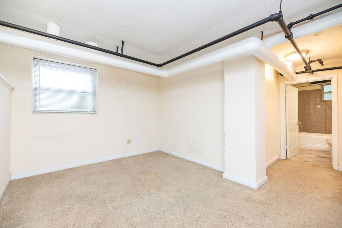 Apartment for rent at 2802 Digby Ave #9, Cincinnati, OH 45220
