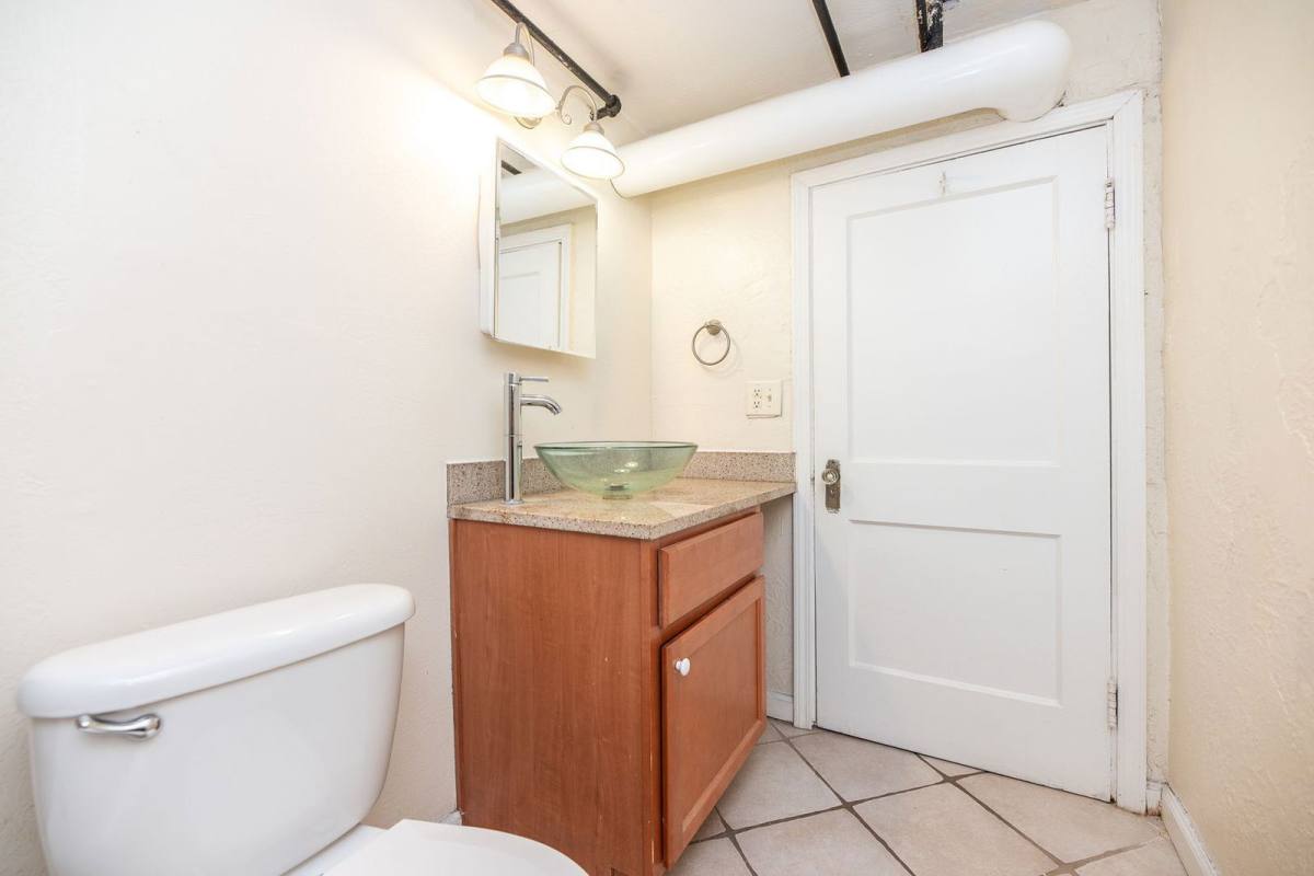 Apartment for rent at 2802 Digby Ave #9, Cincinnati, OH 45220
