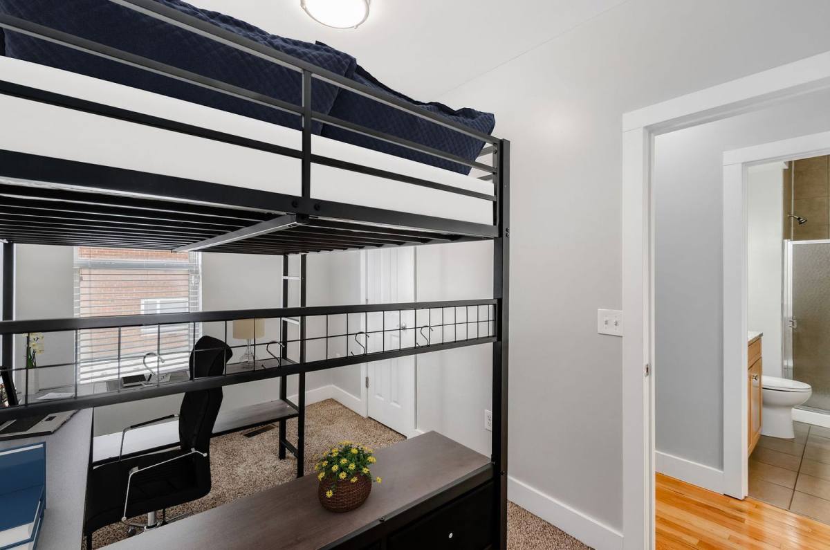 Apartment for rent at 24 Chittenden Ave, Columbus, OH 43201