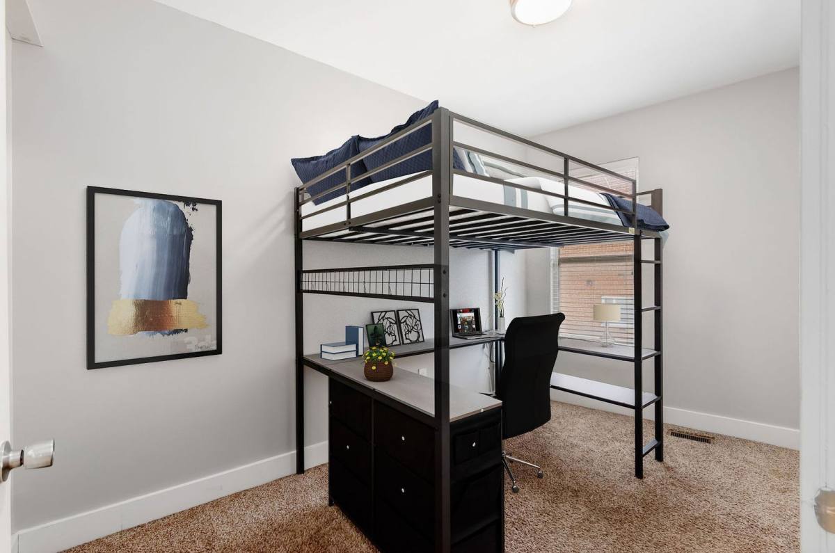 Apartment for rent at 24 Chittenden Ave, Columbus, OH 43201