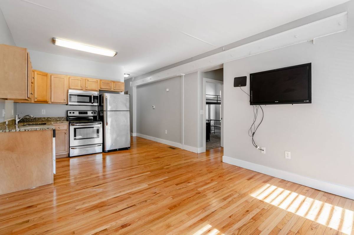 Apartment for rent at 24 Chittenden Ave, Columbus, OH 43201