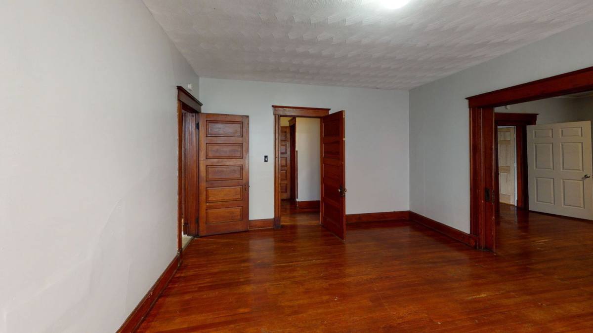 Apartment for rent at 229 Atkinson St #1, Cincinnati, OH 45219