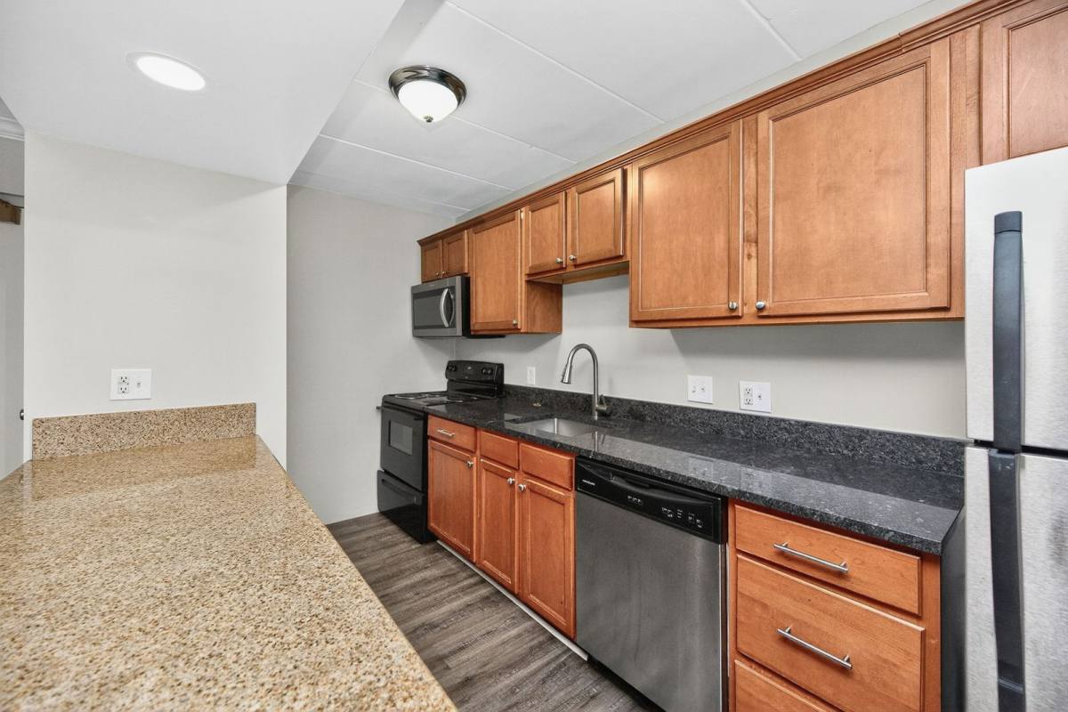 Apartment for rent at 3305 Jefferson Ave #6, Cincinnati, OH 45220