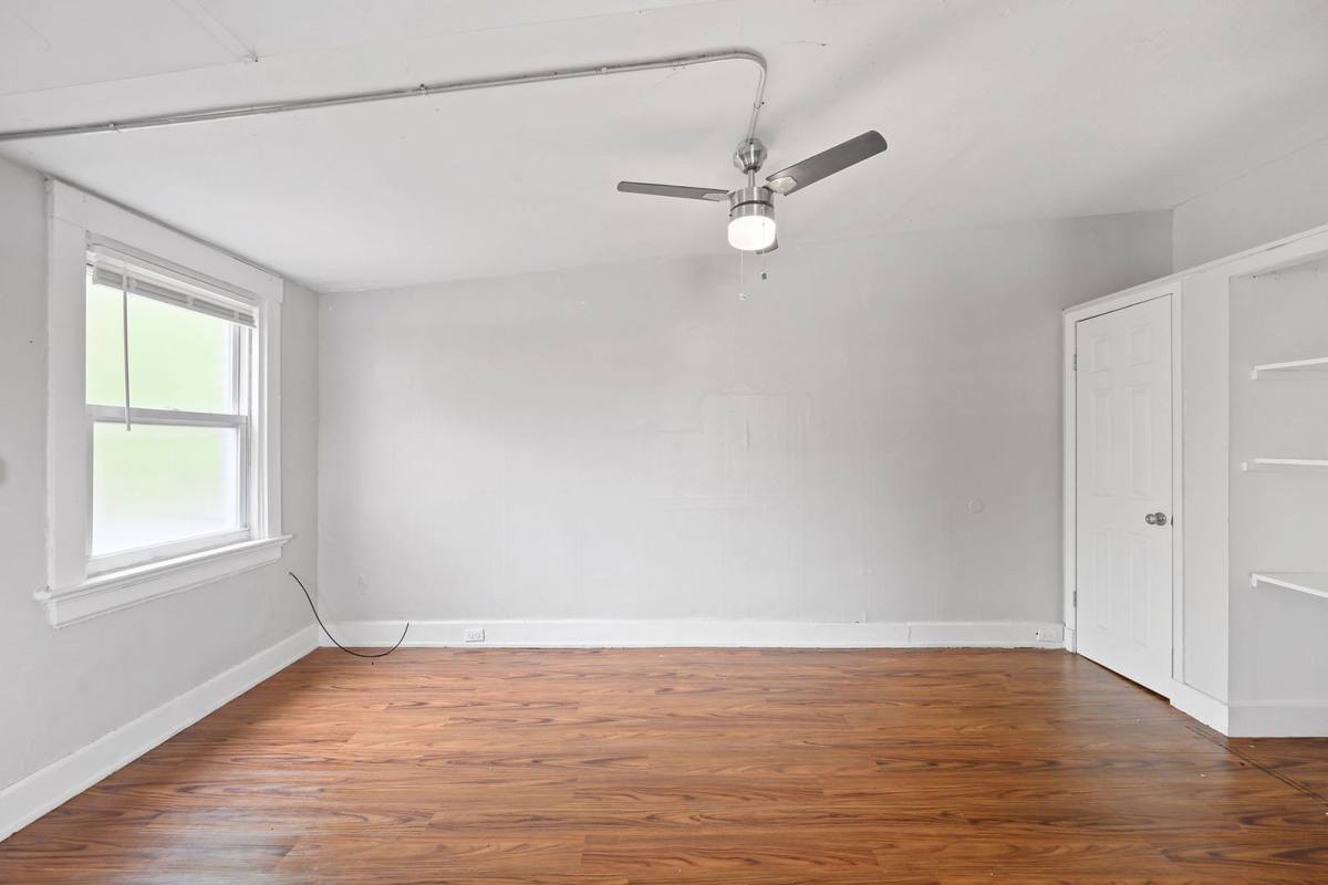 Apartment for rent at 60 W McMillan St #3, Cincinnati, OH 45219
